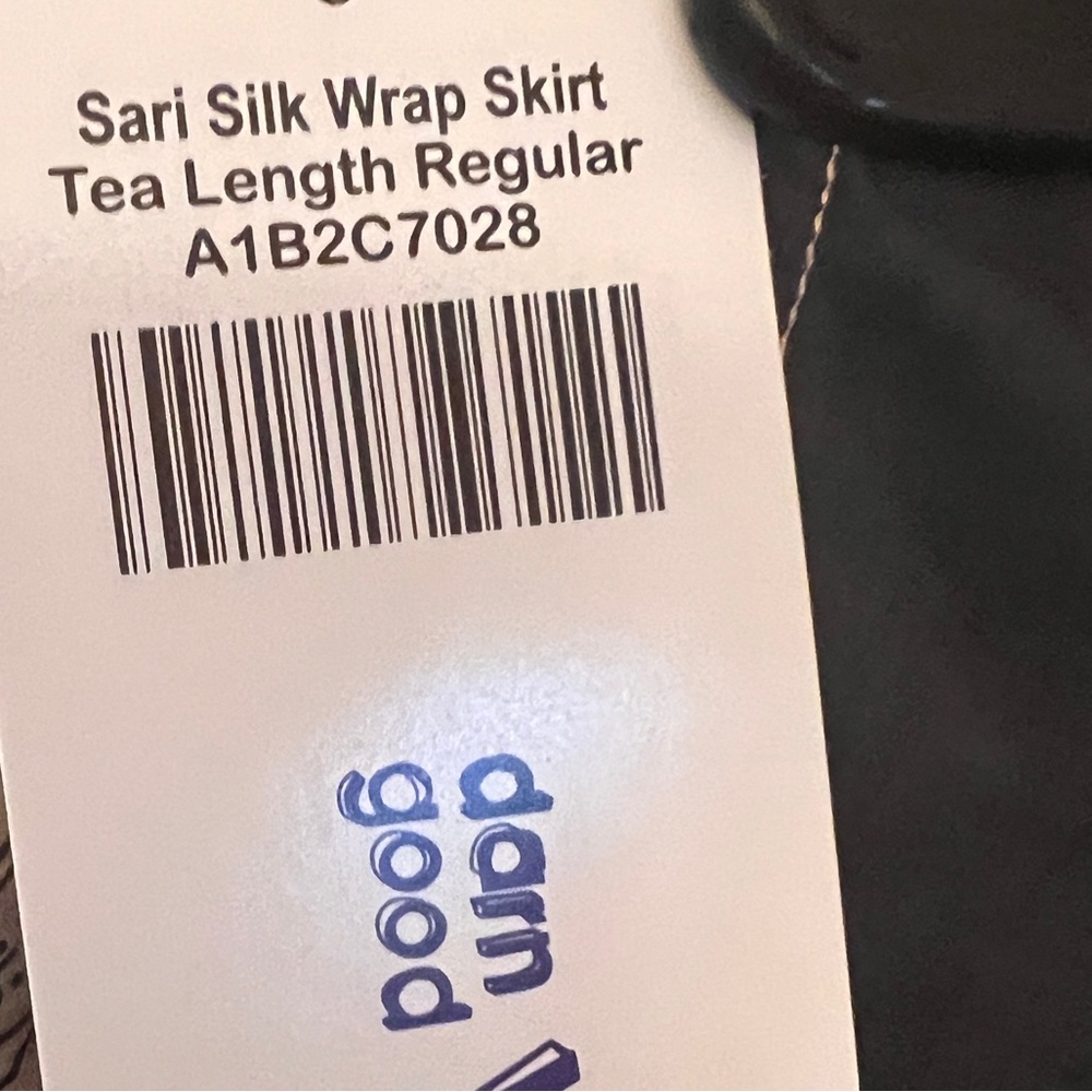 Darn Good Yarn Reg TeaLength reversible 2 layer sari wrap skirt. - Picture 8 of 9